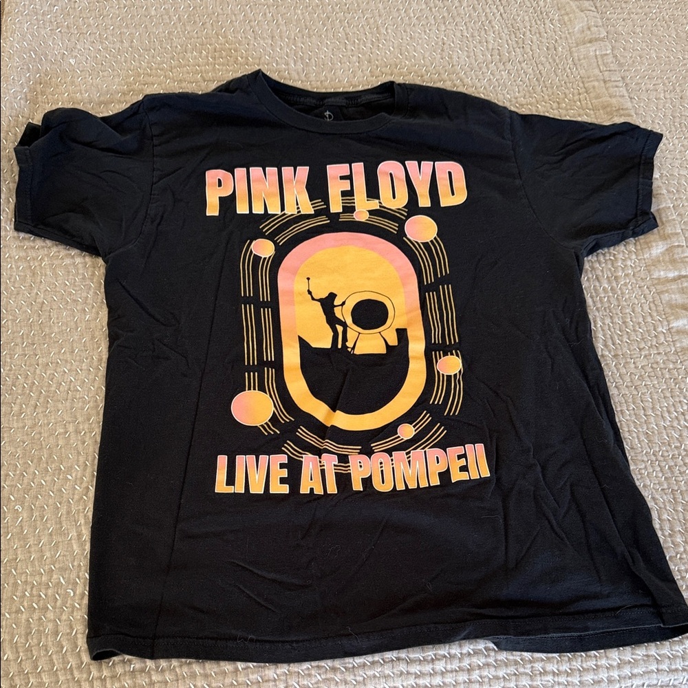 Pink Floyd band tee